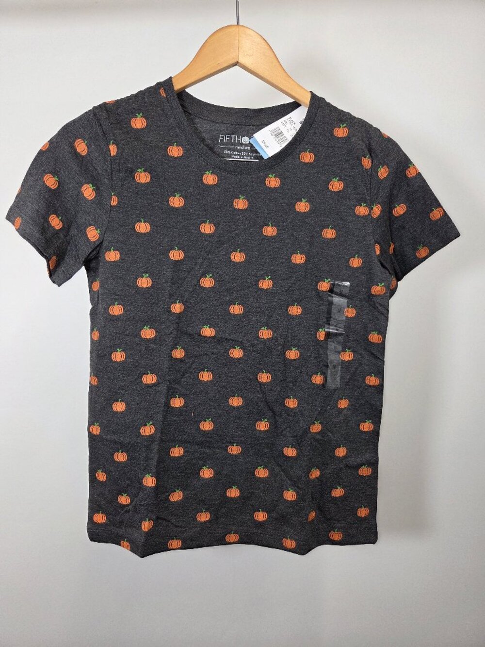 Fifth Sun T-Shirt Womens Medium Black Halloween Pumpkin Graphic Short Sleeve Tee